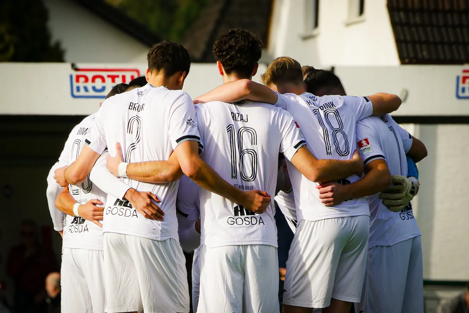 Rot Weiss Ahlen mit spätem Ausgleich – 2:2 in Finnentrop