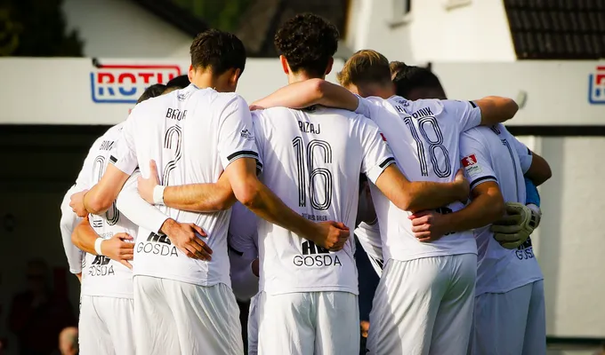 Rot Weiss Ahlen mit spätem Ausgleich – 2:2 in Finnentrop