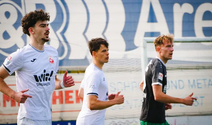 Rot Weiss Ahlen gastiert bei Türkspor Dortmund
