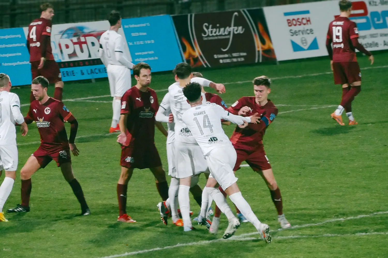 Später Nackenschlag nach Standard-Führung