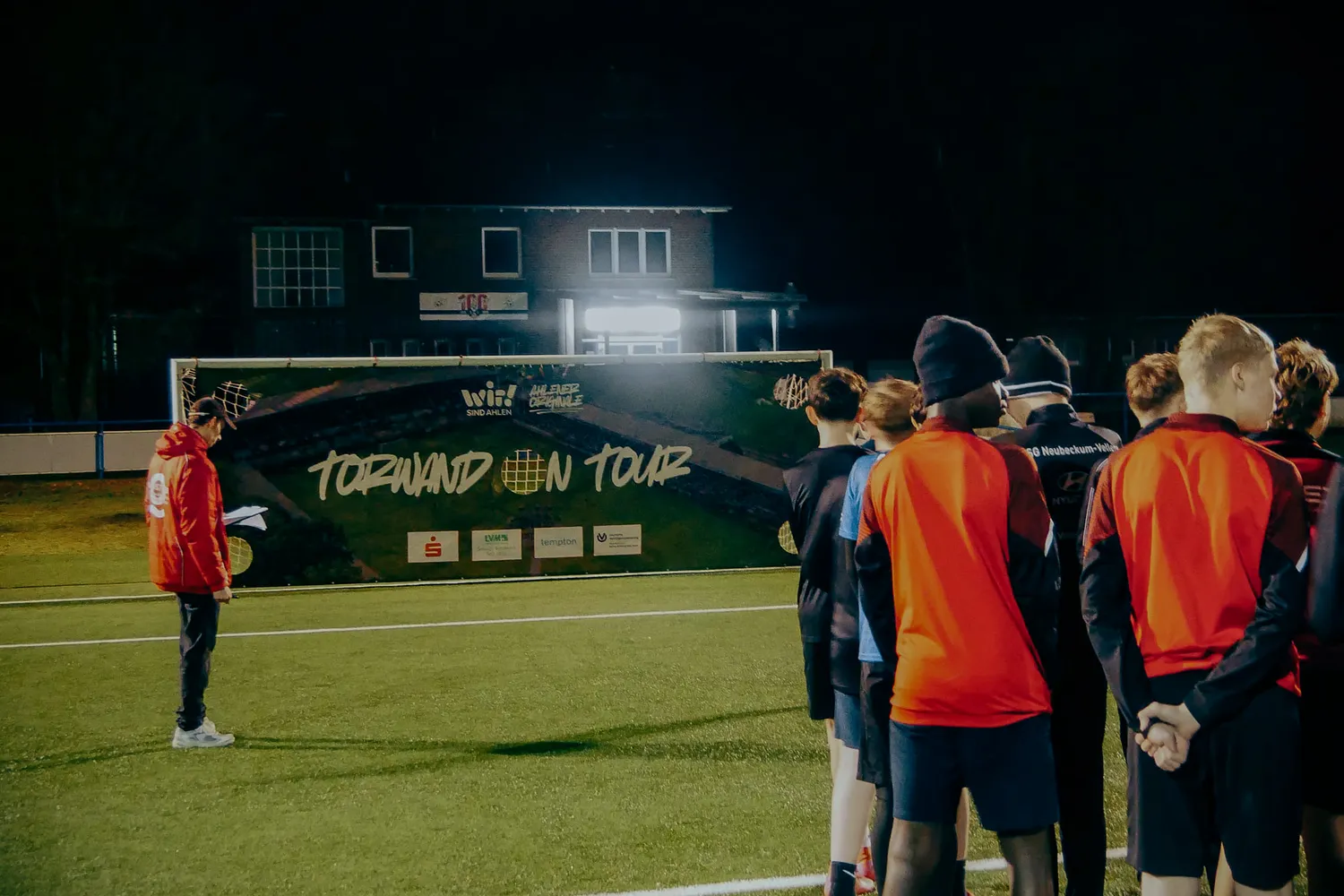 Erfolgreicher Stopp der „Torwand on Tour“ beim SV Neubeckum