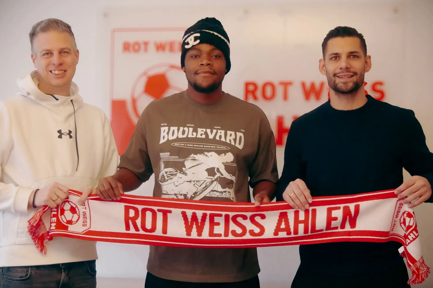 RWA verpflichtet Innenverteidiger Keleb Nwubani