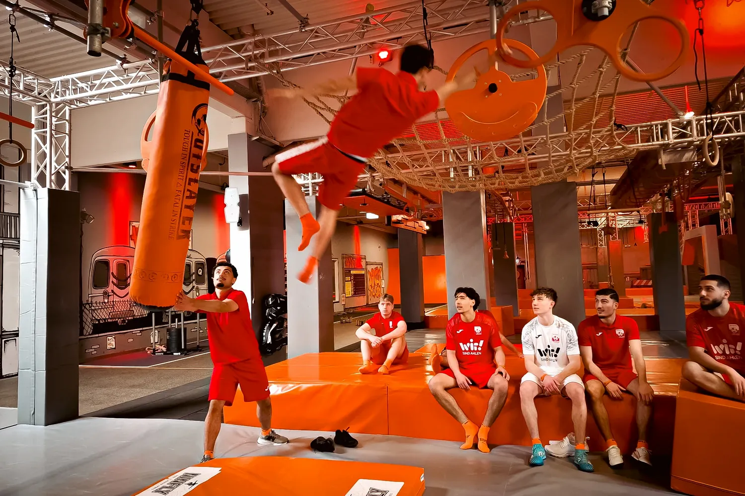 U19 nutzt spielfreies Wochenende für Teambuilding im NINFLY 