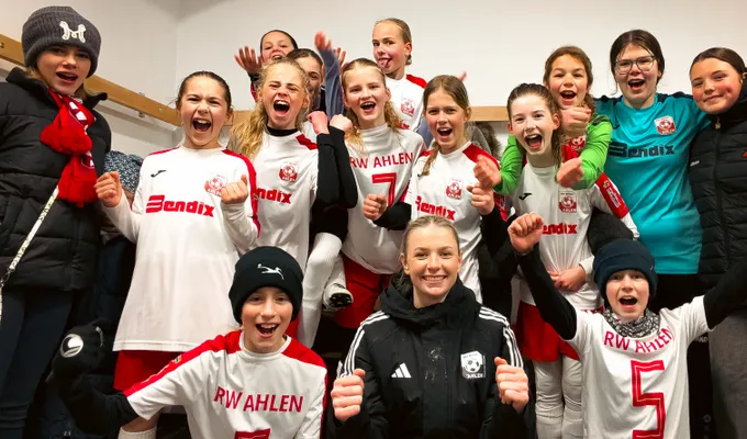 Punktgewinn der 1. Frauen – Sieg für die U13
