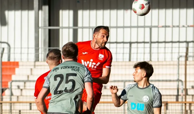 Rot Weiss Ahlen zieht souverän ins Kreispokalfinale ein
