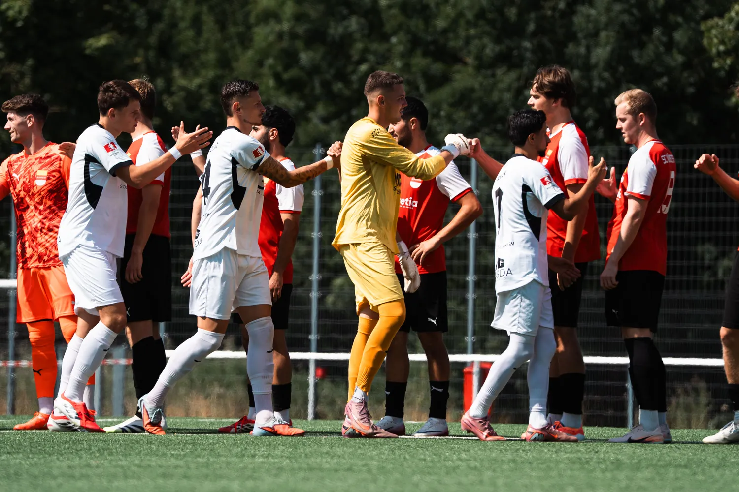 Westfalenpokal: RWA zieht souverän in die zweite Runde ein