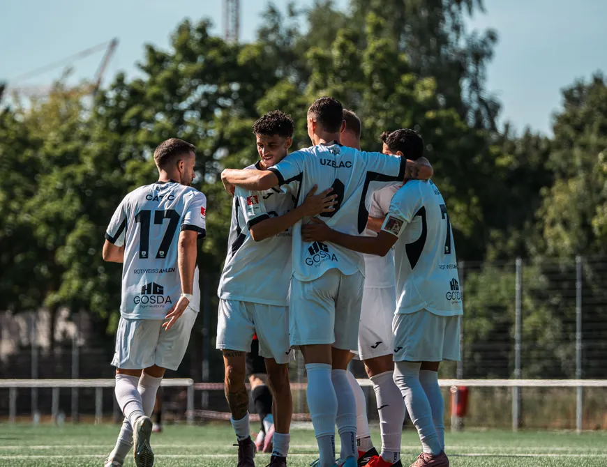 RW Ahlen startet gegen Eintracht Ahaus in die Westfalenliga