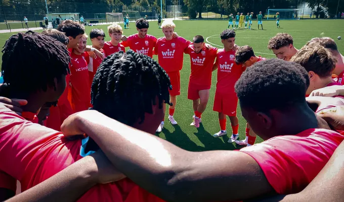 U19 zeigt starken Auftritt beim Nachwuchs von Werder Bremen