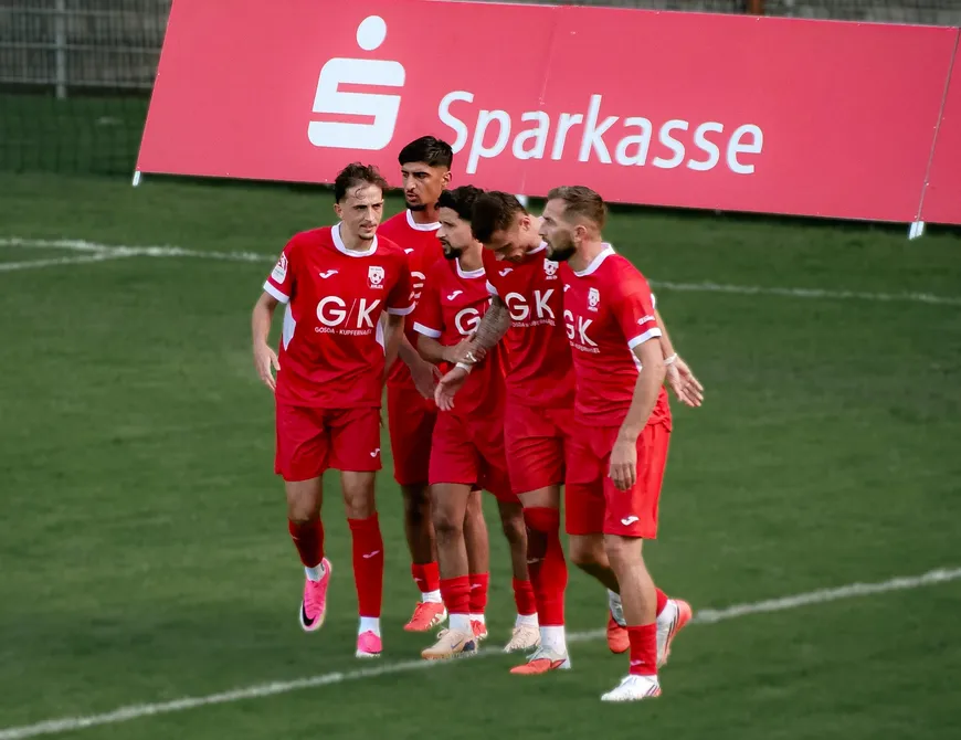 RW Ahlen feiert 3:1-Heimsieg gegen Rödinghausen II