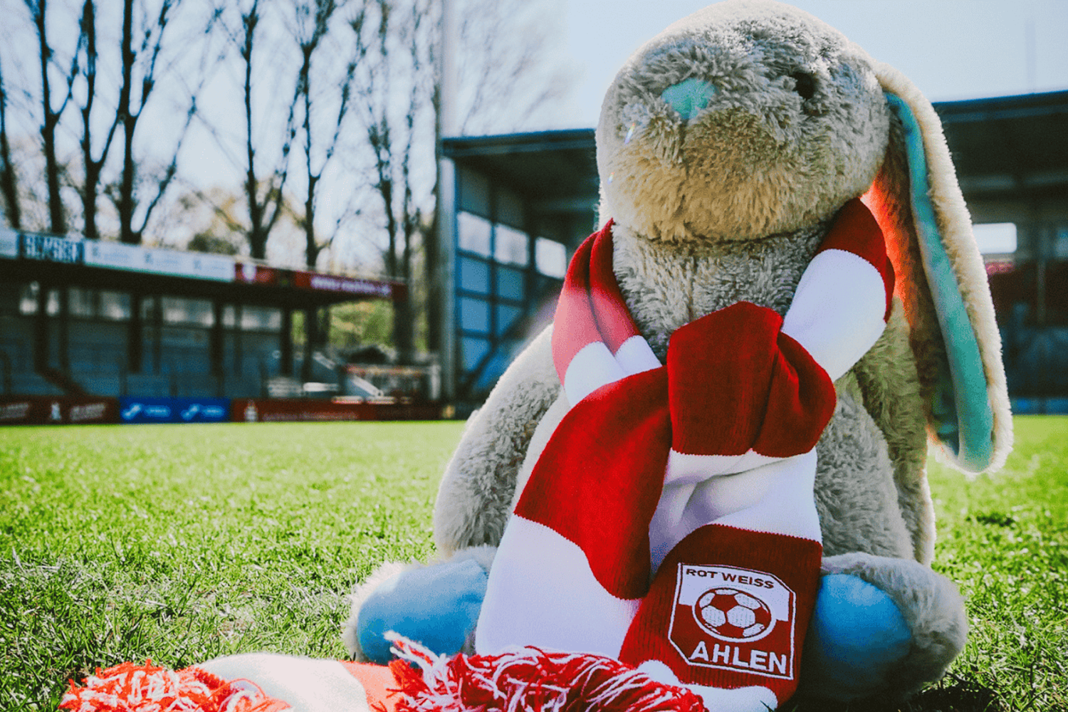 „Auf die Eier, fertig, los!“ – Große Ostereiersuche im Wersestadion