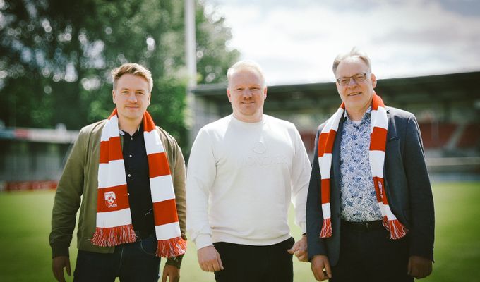Metallwerke Renner GmbH wird Sponsor bei Rot Weiss Ahlen
